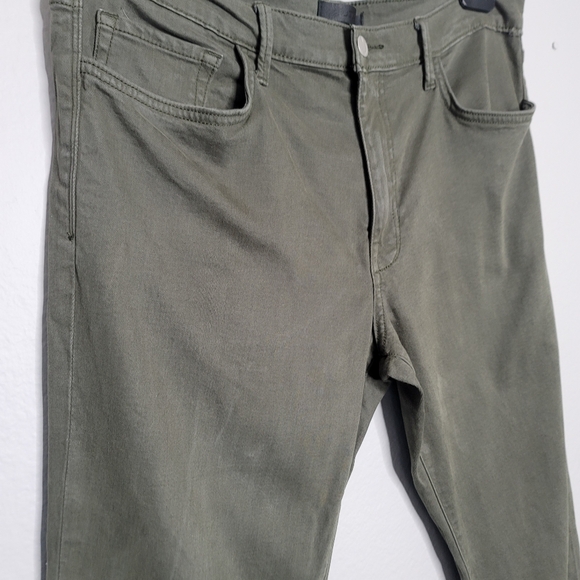 Men's The Asher Slim Fit Joe's Jeans in muted olive color, size 36 - Picture 4 of 10